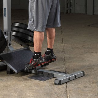 Body-Solid Leverage Squat Machine